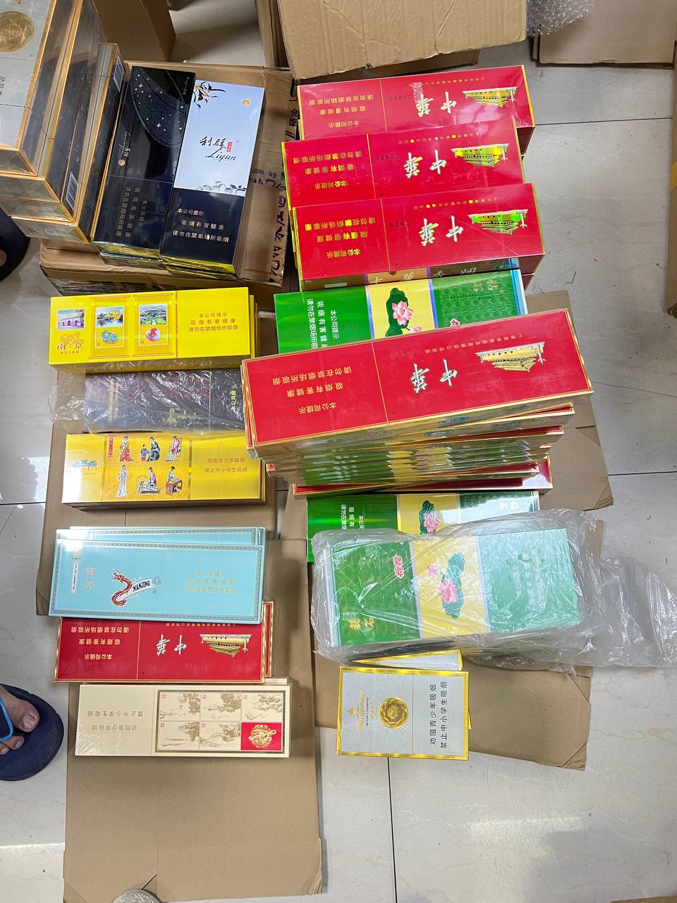 传奇单职业新开一区,メイリン モデルコレクション メ,观看免费无删减完整版